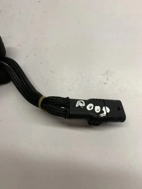 Sensor de batida Mercedes OEM A2769050300 - Usado image 6