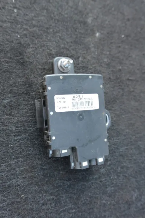Módulo relé AdBlue OEM 240112556S para Renault Duster image 3