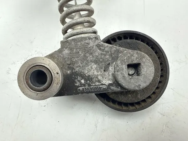 Audi RS6 C7 Vaxelströmsgeneratorremspännare OEM 079903133BO image 5