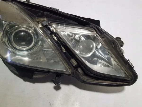 Rechter Koplamp Mercedes W212 Xenon 2128204161 image 5