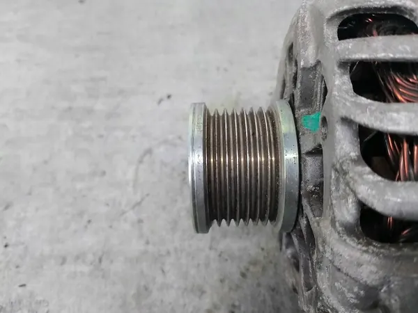 ALTERNATOR DACIA SANDERO II 0.9 TCE 90KM 231006677R image 5