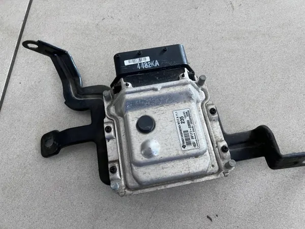 Kia Motorcomputer OEM 39111-03850 voor Rio 3 image 2