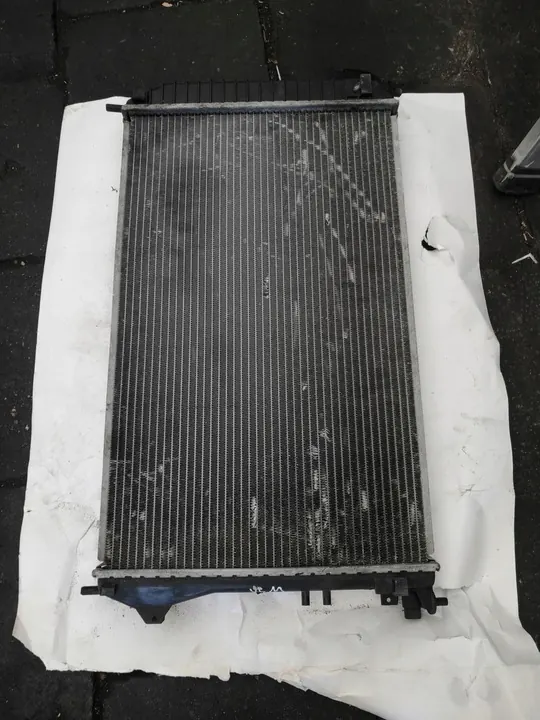 Radiador de agua Vectra C 2.2 16V Automático 63023A image 3