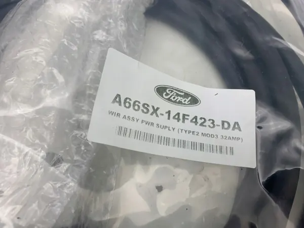 Ford OE A66SX-14F423-DA Latauskaapeli Kuga III PHEV:lle image 3