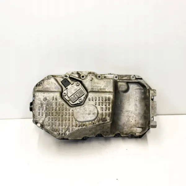 Volkswagen Polo 2007 Oljepanna image 4