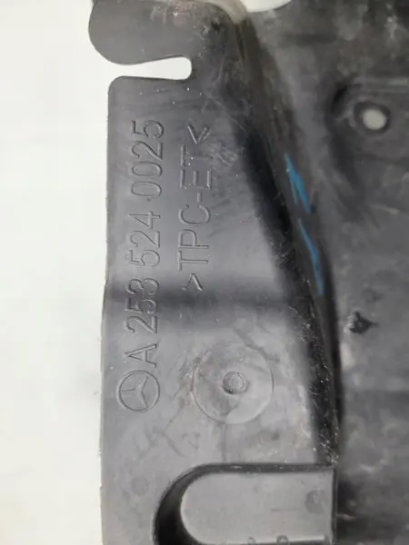 Linker Motorafdekking OEM A2535240025 Mercedes GLC image 3