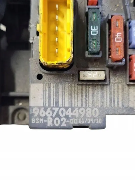 Módulo BSM Citroen C5 III OEM 9667044980 image 6