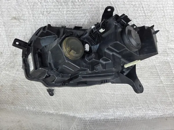 Oikea LED-ajovalo Dacia Sandero Logan Lift 260103529R image 3