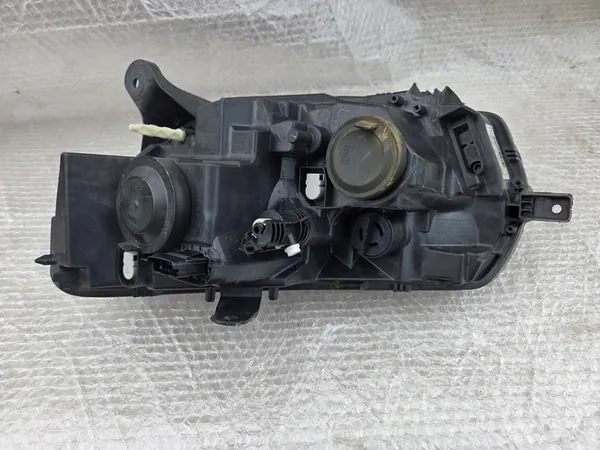 Oikea LED-ajovalo Dacia Sandero Logan Lift 260103529R image 4