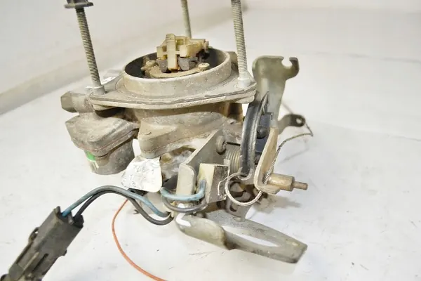 Carburateur Renault OEM 8679E 40911 3684 - Occasion image 7