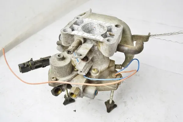 Carburateur Renault OEM 8679E 40911 3684 - Occasion image 9
