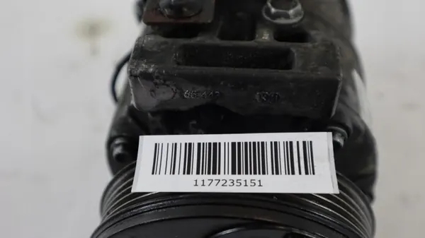 Compresor A/C Volvo V70 III 2.4 D5 OEM 31291135 image 9