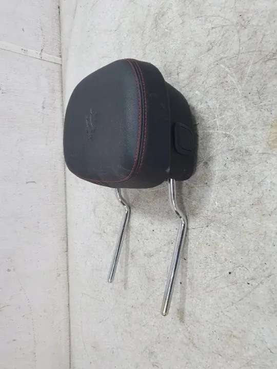 Maserati Kopfstütze OEM Schwarz Rote Naht L=P 2013-24 image 3