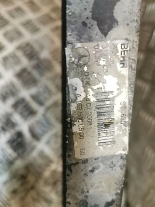 Arrefecedor óleo caixa OEM 1695000500 Mercedes image 3