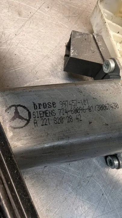 Lève-vitre Mercedes-Benz S W221 OEM A2218202842 image 4