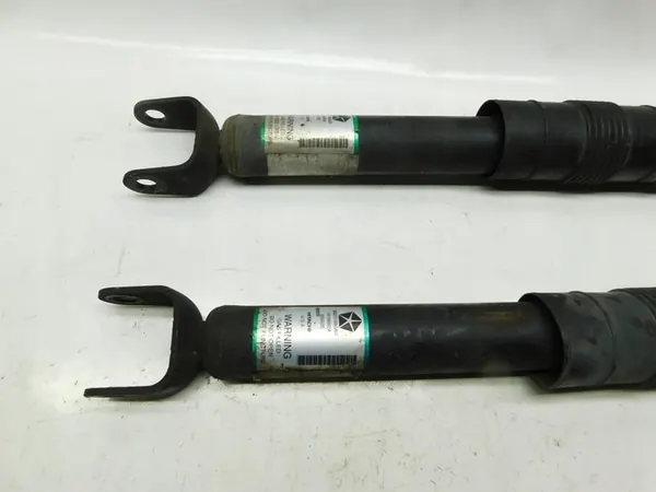 Ammortizzatori posteriori Jeep Grand Cherokee WK2 2013-2021 OEM image 3