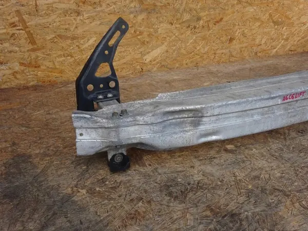 AUDI A6 C6 Etupuskuri 2009-2011 OEM 4F0807111E image 2