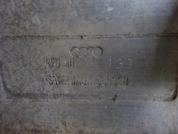 AUDI A6 C6 Etupuskuri 2009-2011 OEM 4F0807111E image 8