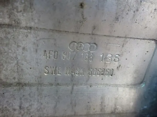 AUDI A6 C6 Etupuskuri 2009-2011 OEM 4F0807111E image 9