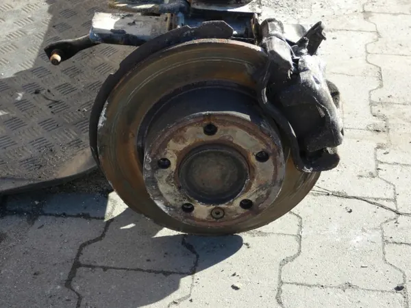 Suspensión trasera Renault OE 555014991R image 4