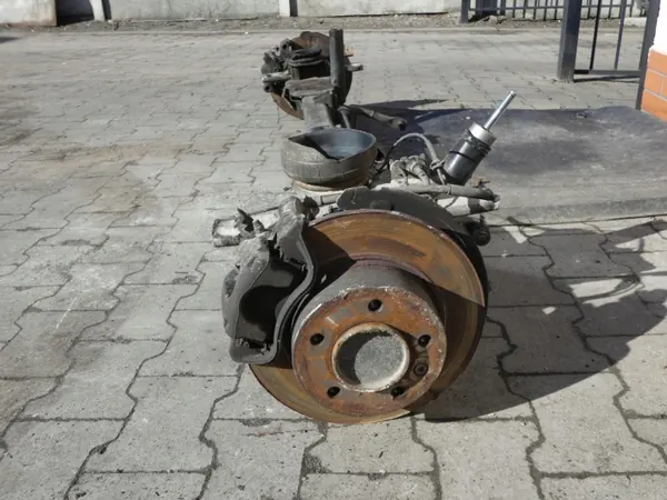 Suspensión trasera Renault OE 555014991R image 5