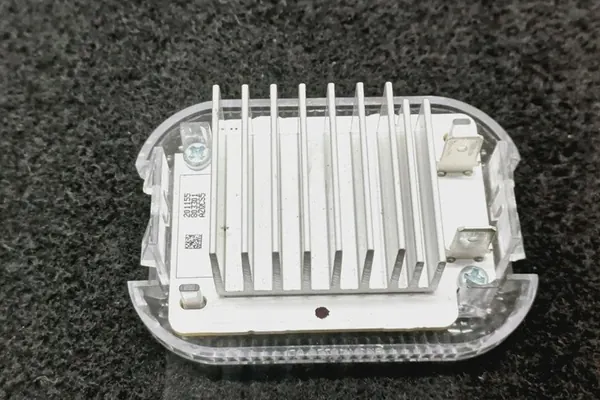 Interieurverlichting FORD TRANSIT 2.0L diesel 2018 image 4