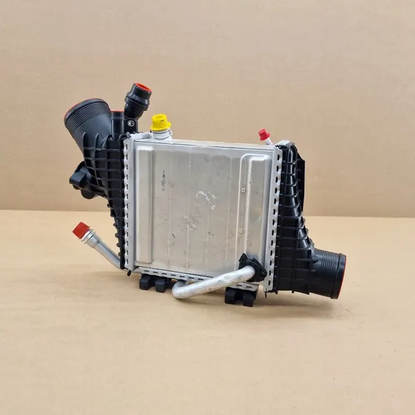 Intercooler Mercedes W205 W213 C238 GLC C253 GLS C257 image 2