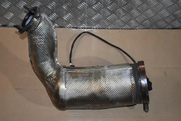 Catalyseur OEM 4M0254252M pour Porsche Cayenne image 4
