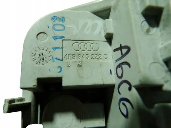 Gebrauchter Audi OE Rückleuchtenstecker 4F9945222C image 3