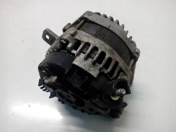 Citroen Peugeot 1.5 BLUEHDI Generaattori image 3