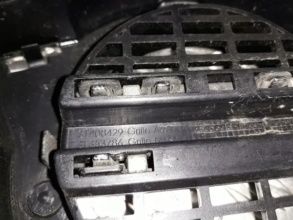 Volvo OE 31408429 grille image 4