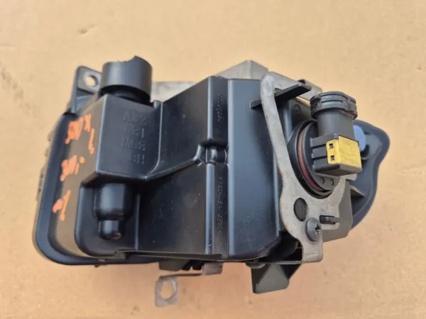 Fiat 500X Vasen Halogeenivalaisin Kehys OEM 0520289800 image 5