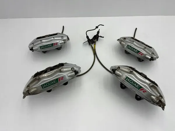 Kit disques et étriers frein OEM ENV1667 Jaguar XK8/XKR image 2