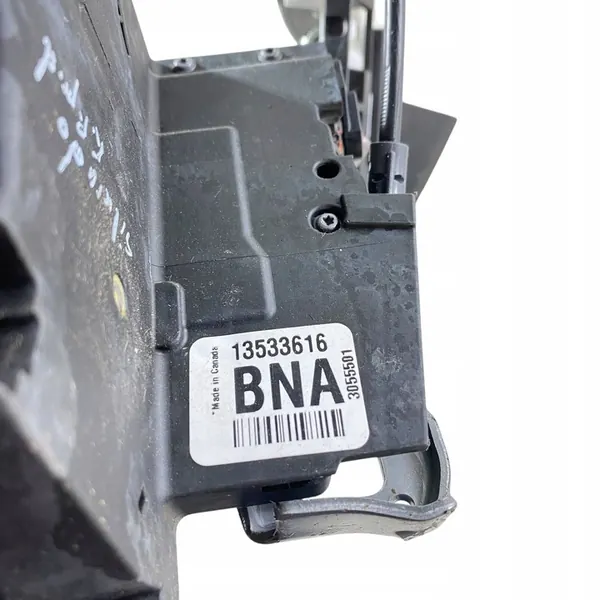 Fram vänsterlås Chevrolet Silverado 2021 OEM 13533616 image 7