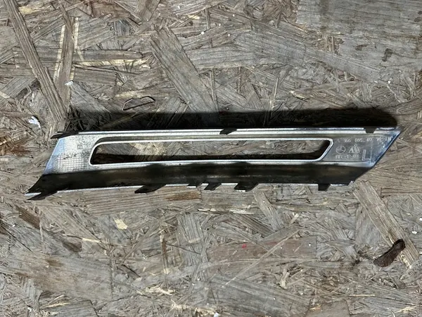 Marco de Rejilla Cromado Izquierdo MERCEDES GL W166 A1668850774 image 2