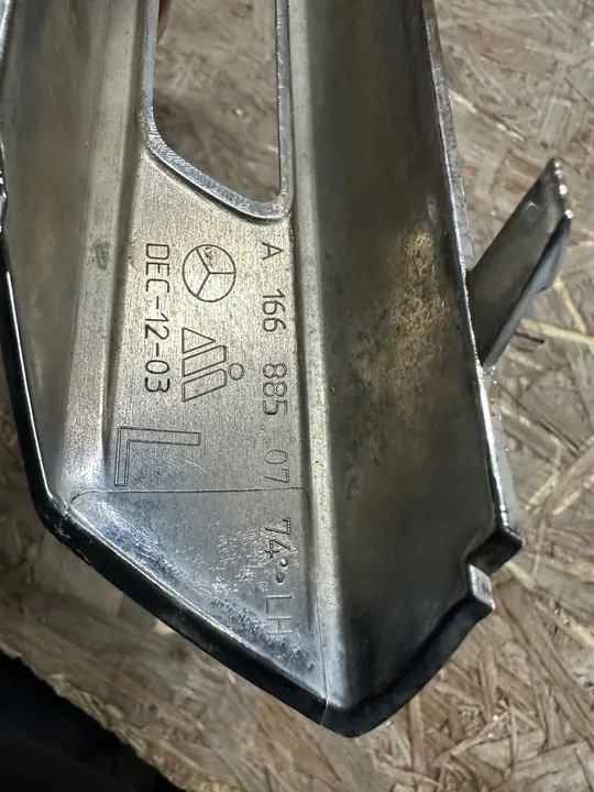 Marco de Rejilla Cromado Izquierdo MERCEDES GL W166 A1668850774 image 3