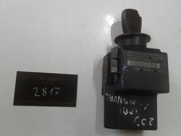 Interruptor de ignição Mercedes OEM 2035450508 Usado image 2