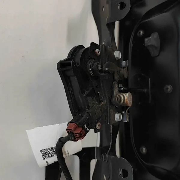 Polttoainesäiliön kansi OEM 657015SH1A Nissan Leaf 2019 image 4