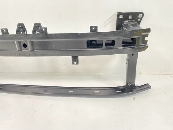 Etupuskuri VW Passat B8 2019- OEM 3G0807611A image 3