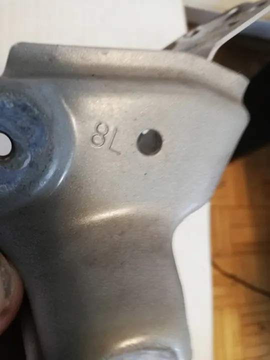 Toyota OE A53714-0D040 image 3