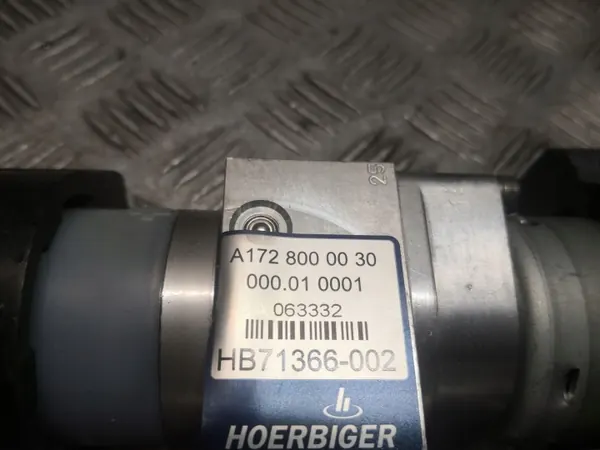 Mercedes SLK R172 dakpomp OEM 1728000030 image 4
