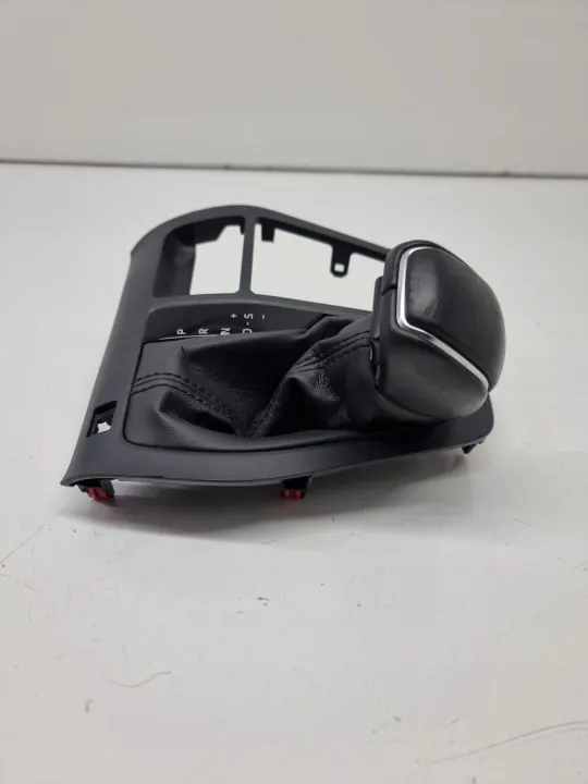 Levier de vitesse Toyota RAV4 XA50 OEM 5880442480 image 3