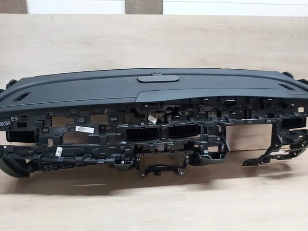 Tableau de bord OMODA E5 RHD 401003872ABABK image 4