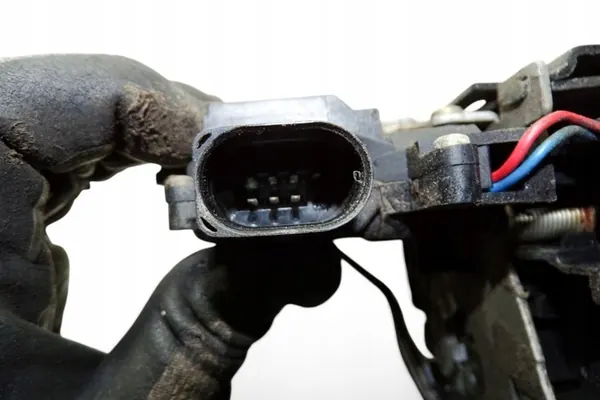 Hintere rechte Türschloss AUDI A6 AVANT 2004 image 2