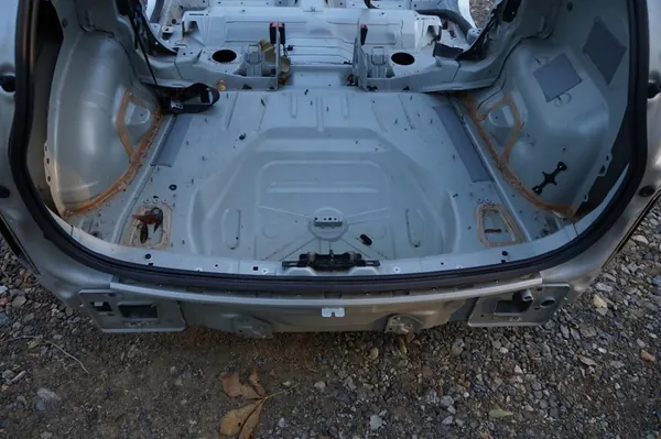 VOLVO XC60 I Rear Bumper Cut OEM image 1