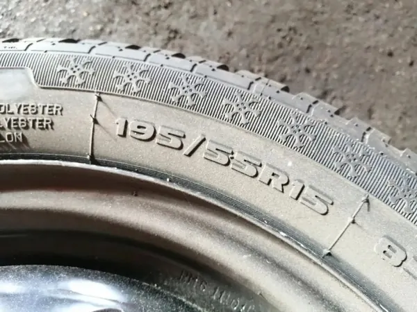Gebrauchtes Reserverad OEM 529102D000 für Hyundai Matrix image 3