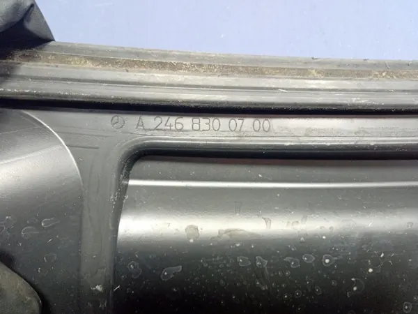 Mercedes Yläikkunatiiviste OEM A2468300700 - Käytetty image 9