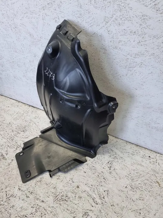 Mercedes-Benz C W205 Parafango anteriore sinistro image 3