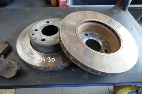 Disques avant Mercedes W204 288mm OEM 0004211912 image 7