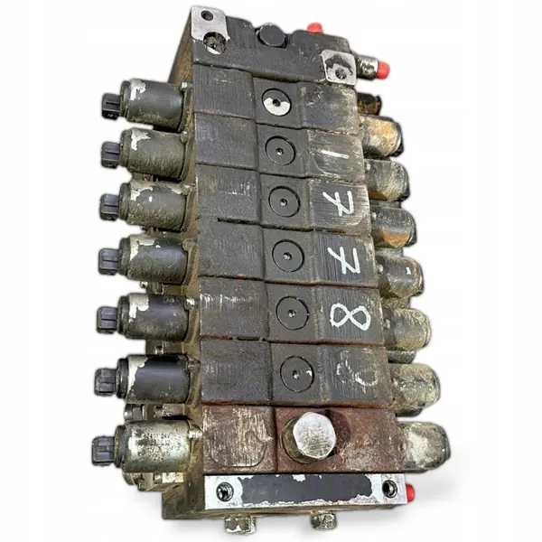 Scania Hydraulikverteiler OEM 77701080 - Gebraucht image 5